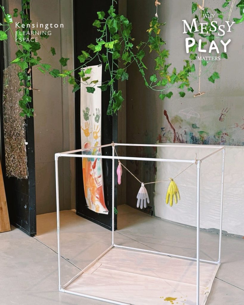 MESSY PLAY.016