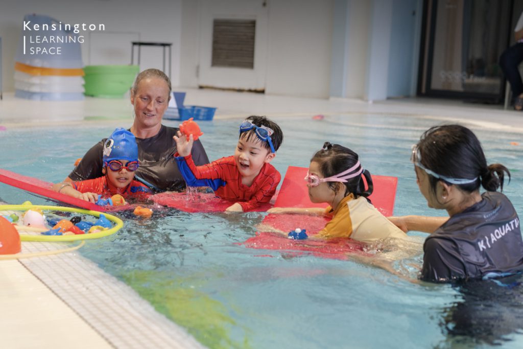 โค้ช K | Aquatics ดูแลและติดตามพัฒนาการเรียนว่ายน้ำของเด็ก